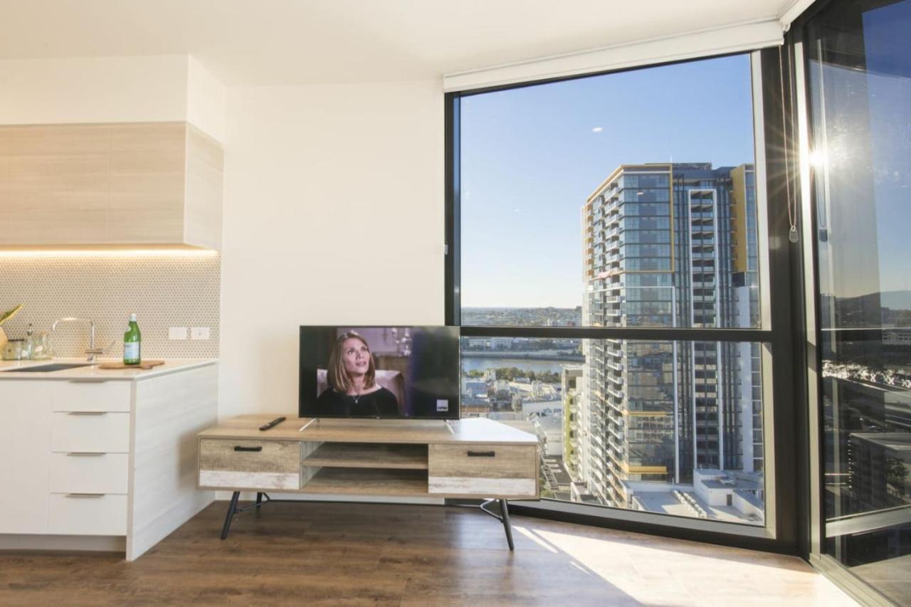 Location 1br W View South Bne Holiday home
